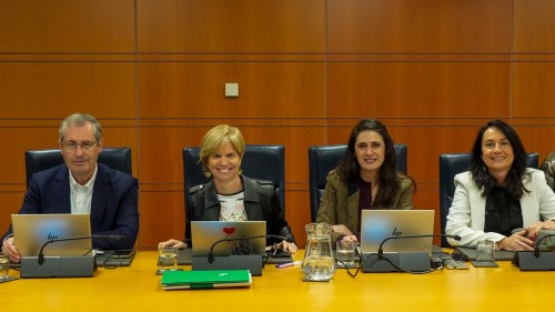 Euskadik lankidetzan eta proiektu eraldatzaileen babesean oinarritutako industria-eredu berri bat bultzatzen du