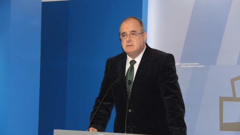 “Ezker Abertzaleak ez du presoen inguruan planik egin”, azpimarratu du Egibarrek