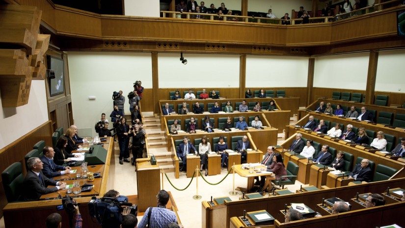 Legebiltzarrak babesa eta elkartasuna helarazi nahi dizkie bermeotar guztiei