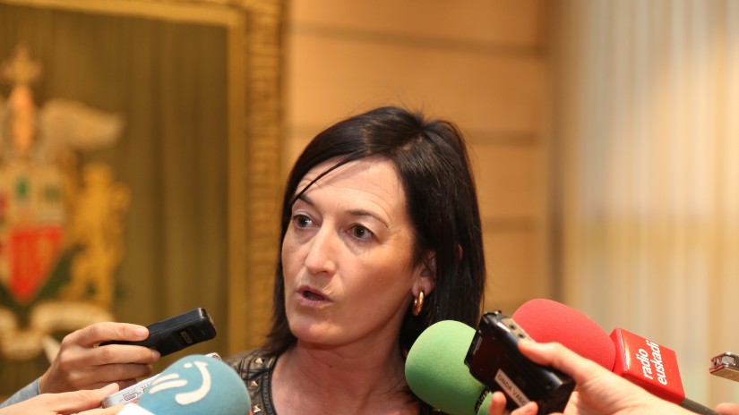 Lehendakariak defizita malgutu ahal delako datuak dituela onetsi du Gorospek