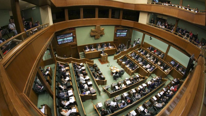 Herrirari buruz EAJ-PNV eta EH Bildu Legebiltzar taldeek egindako adierazpena