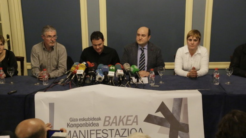 EAJk deialdia luzatzen die bere alderdikide eta alderdizaleei Bilboko manifestazioan parte har dezaten