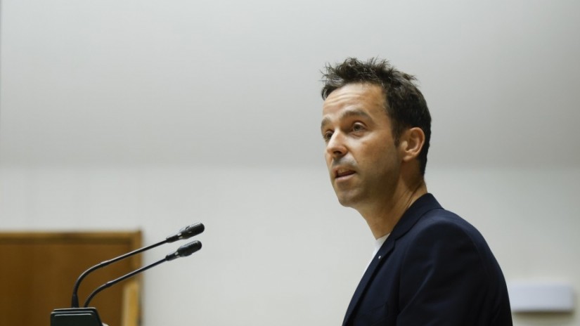 EAJ-PNVk gazteei eta klase ertainei soluzio azkar eta eraginkorrak eskaintzearen alde egin du Etxebizitzaren Lege berriarekin