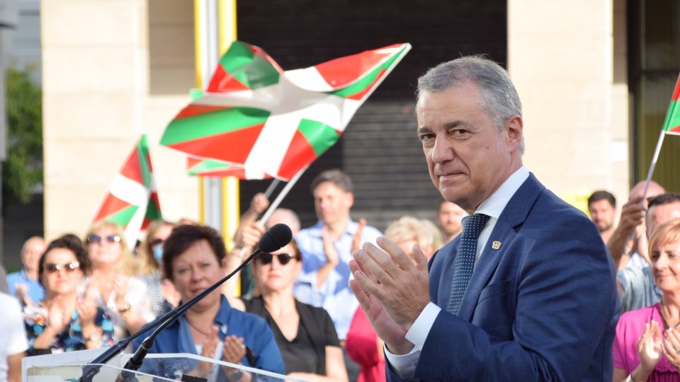 Mitina Donostia. Bakartxo Tejeria, Iñigo Urkullu, Andoni Ortuzar