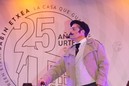 Sabin etxeko ateak zabalik